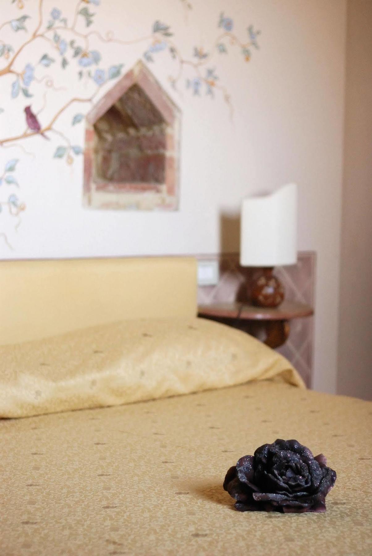 Agriturismo La Lodola Кастелнуово Берарденга Екстериор снимка