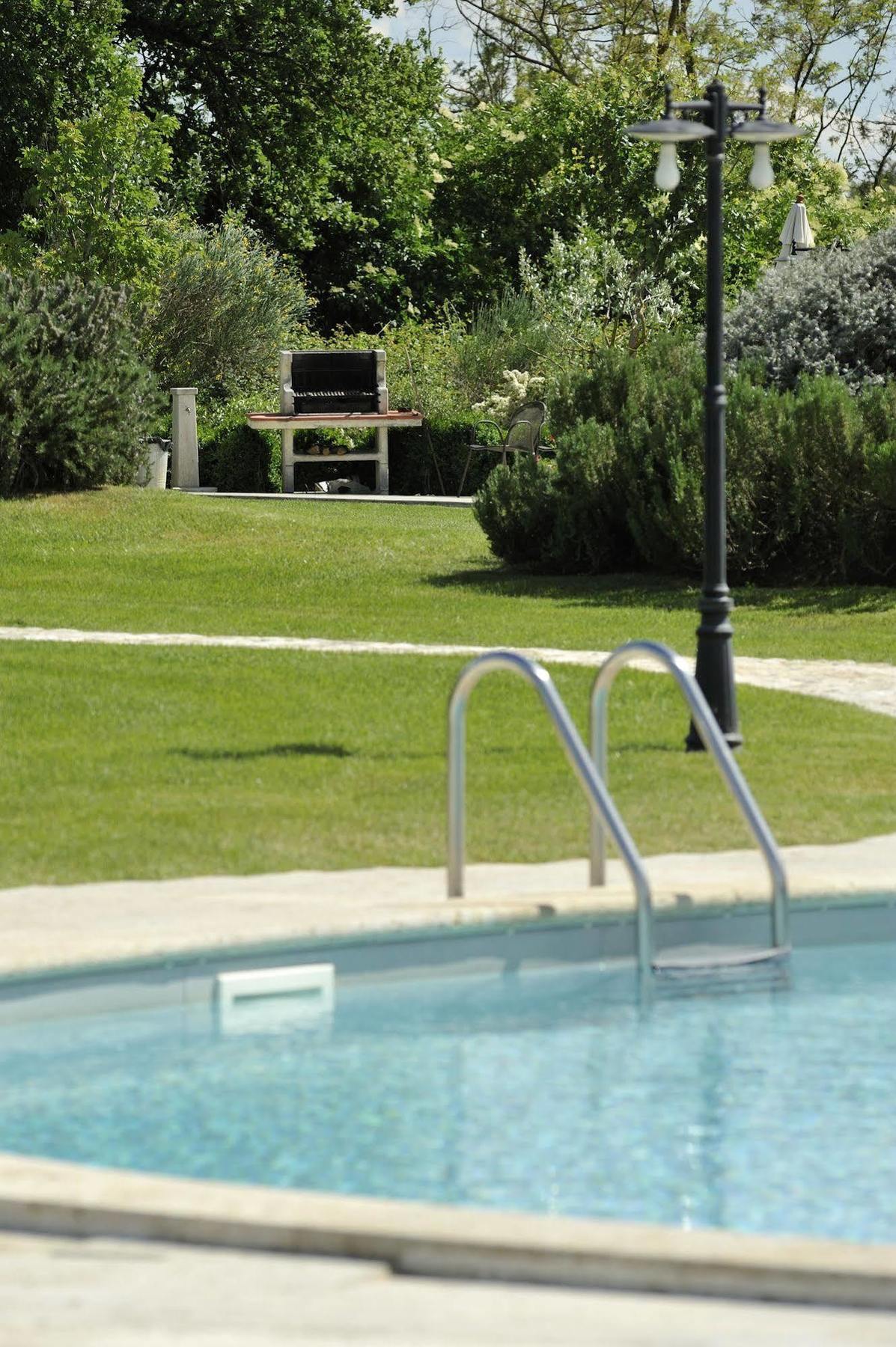 Agriturismo La Lodola Кастелнуово Берарденга Екстериор снимка