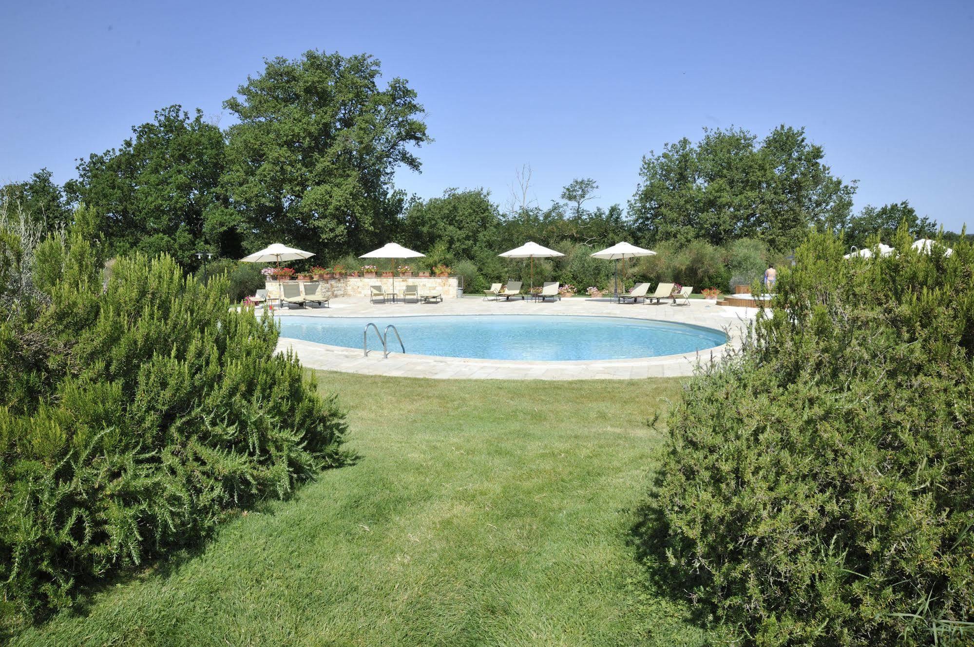Agriturismo La Lodola Кастелнуово Берарденга Екстериор снимка